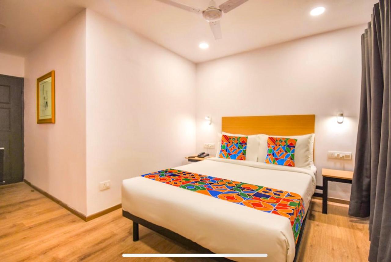 Fabhotel Heera Holiday Inn - Nr Eden Garden Stadium Kolkata Ngoại thất bức ảnh